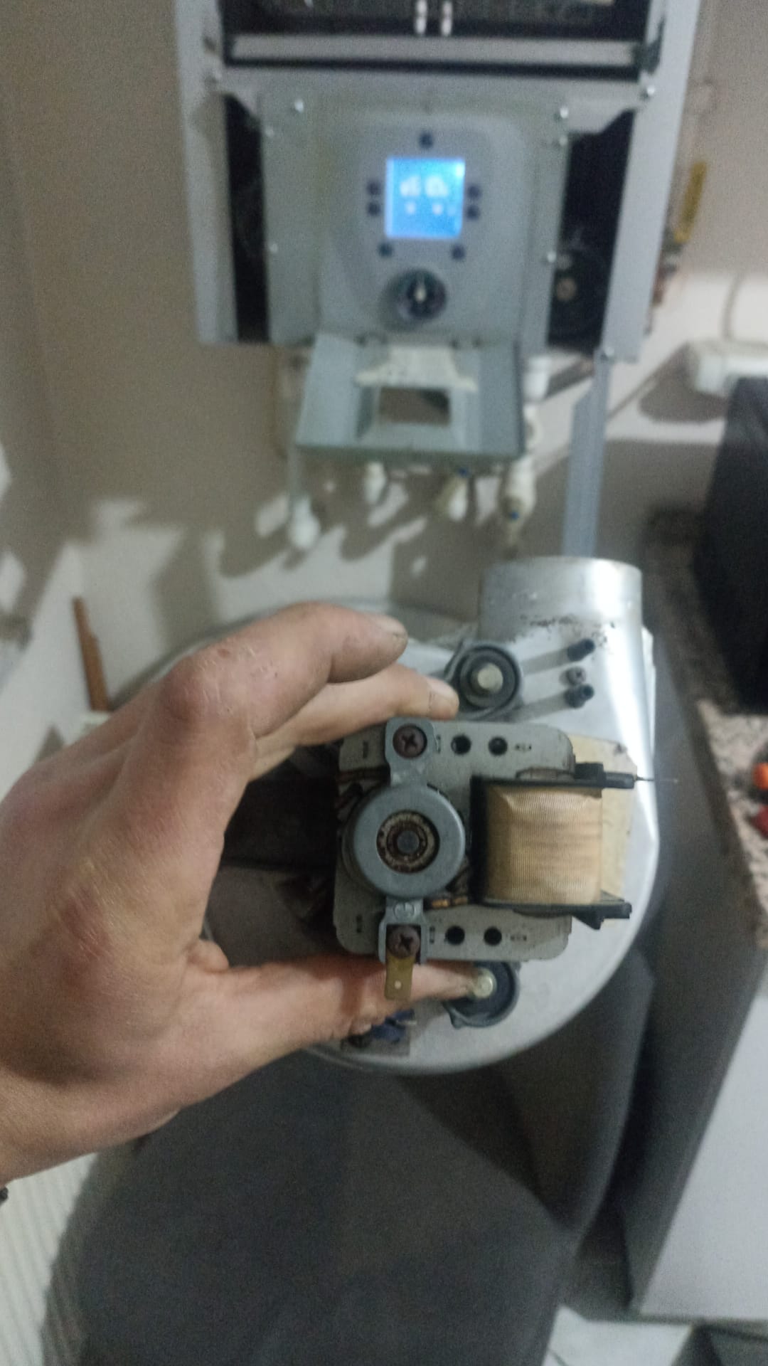 Bozuk Kombi Parça Tamiri